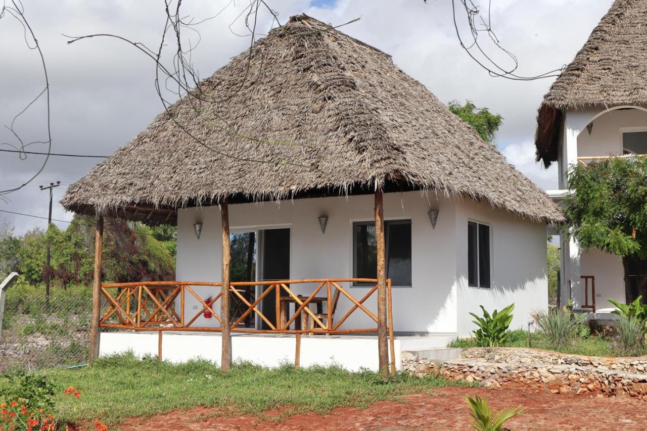 Holiday Time Bungalows Zanzibar Матемве Екстер'єр фото
