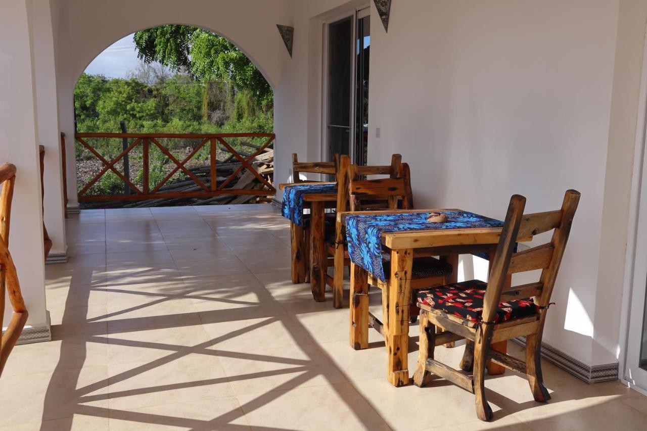 Holiday Time Bungalows Zanzibar Матемве Екстер'єр фото